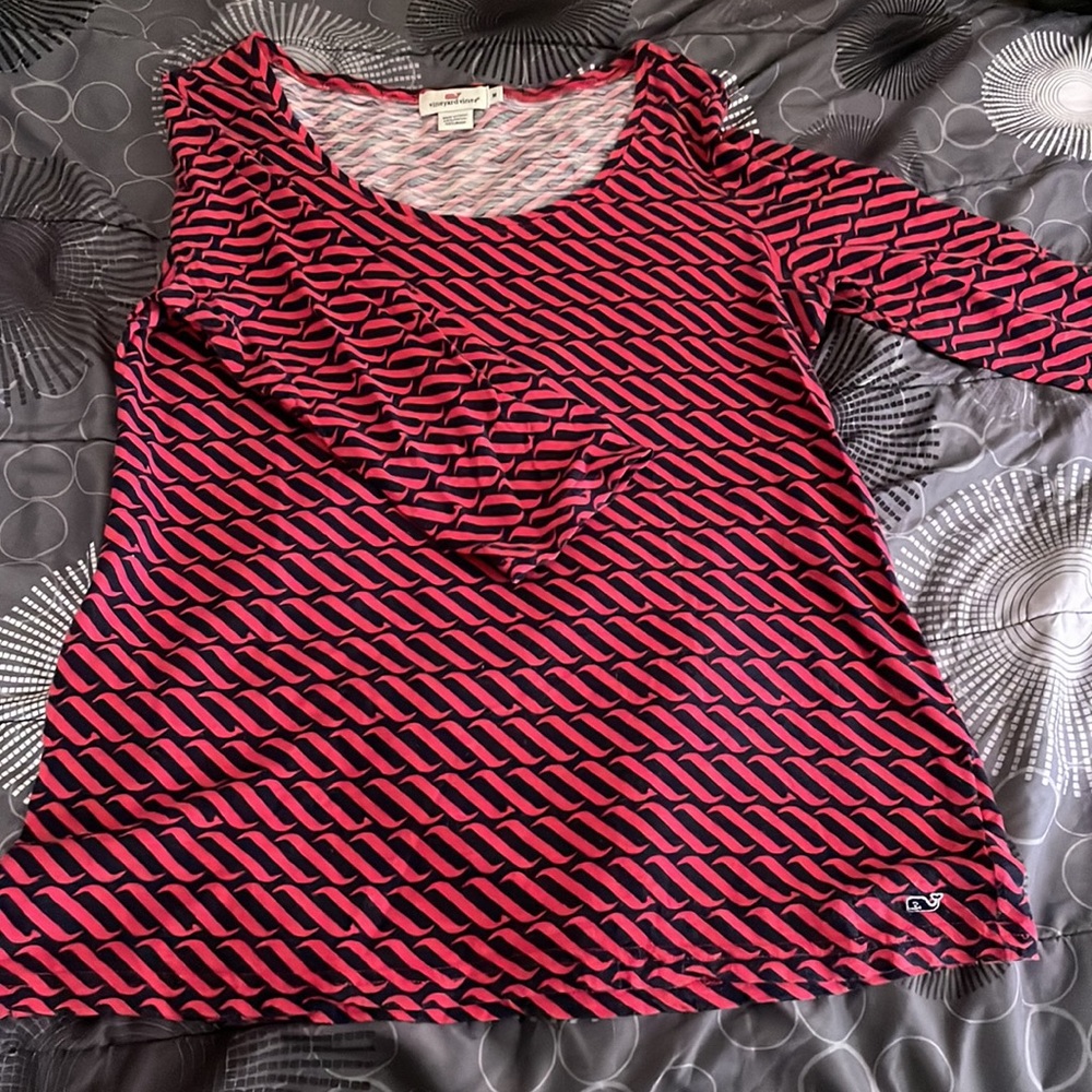 Vineyard vines top